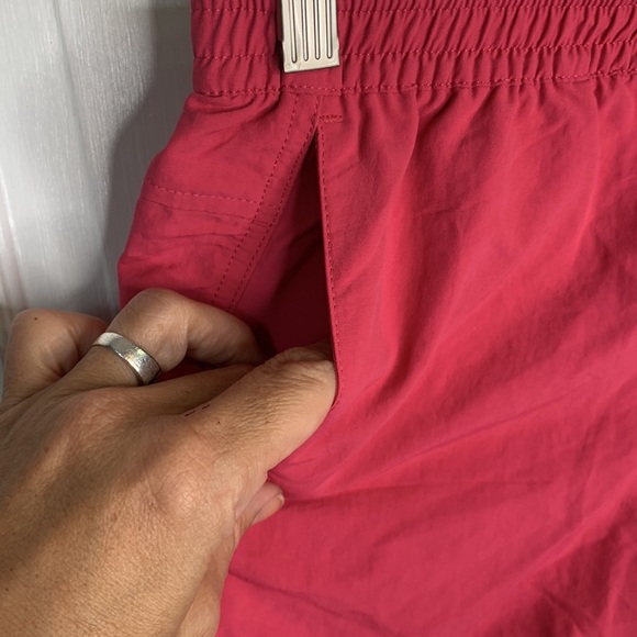 Patagonia Girls Reef Pink Baggies Shorts New with Tag Sz XL or 14 - Picture 3 of 10